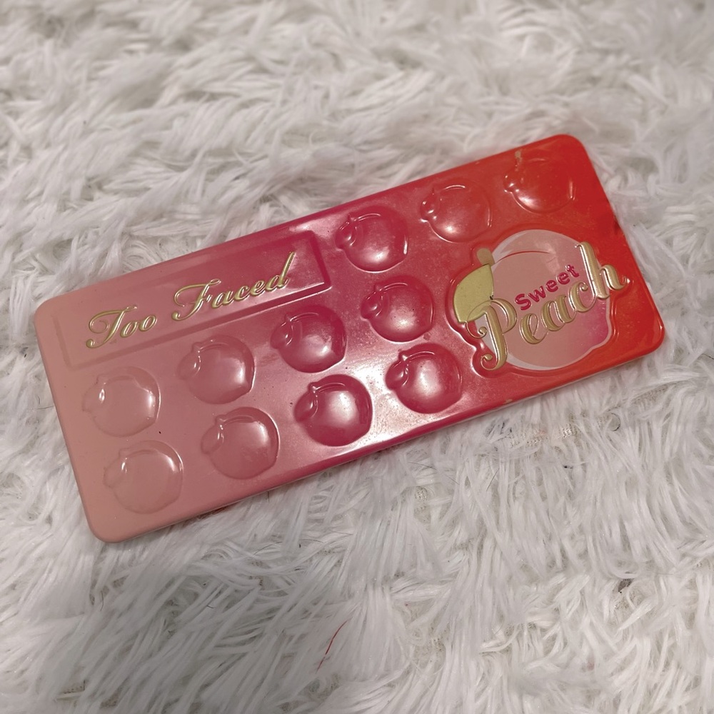 Too faced sweet peach pallete
